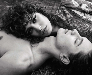 vogue-italia-september-2017-mica-arganaraz-by-luigi-iango-02.thumb.jpg.190e95ec0e9c6bcbb1050b0d043c7756.jpg