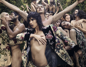 vogue-italia-september-2017-mica-arganaraz-by-luigi-iango-04.thumb.jpg.58ee50baa96564f7f0c34a4a55bfc03f.jpg