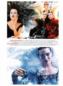 vogue_us_december_1998_5.thumb.jpg.43609e08f197778f28ca04c1adffacd7.jpg
