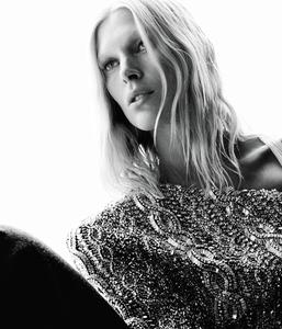 wsj-magazine-september-2017-iselin-steiro-by-daniel-jackson-05.thumb.jpg.d31d22077daca44215072048c89ea43c.jpg