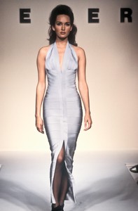 10_herve-leger-fw-1992-4_html.thumb.JPEG.d6c27fe652725f50aa543580863dee4b.JPEG