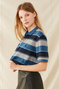 43085729_004_h.jpg
