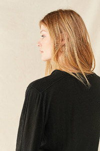 44134666_001_h.jpg