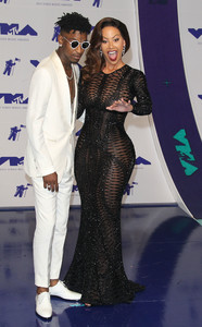50333016_hqcelebcorner-62.jpg