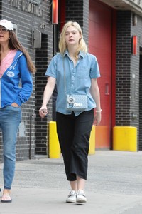 50632029_elle-fanning-1.jpg