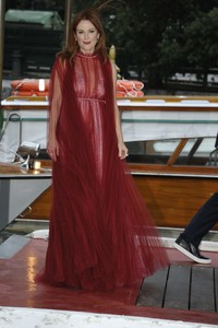 50636346_julianne-moore-296333429.jpg