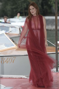 50636560_julianne-moore-296333483.jpg