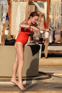 50702647_lindsaylohan_03092017p_09.jpg