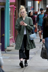 50708617_elle-fanning-12.jpg