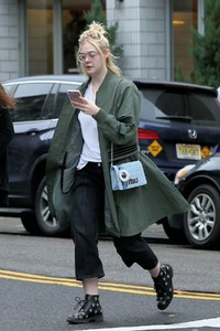 50708641_elle-fanning-16.jpg