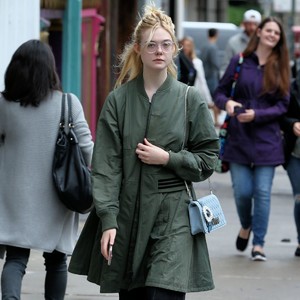 50708645_elle-fanning-21.jpg