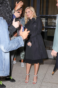50922790_reesewitherspoon_picturepub_06.jpg