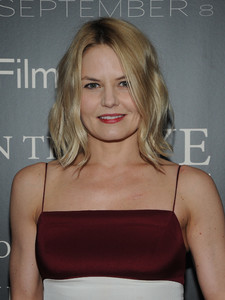 50945668_picturepub-jennifer-morrison-001.jpg