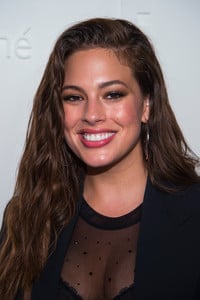 50949148_picturepub-ashley-graham-001.jpg