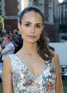 51122928_jordana-brewster-2.jpg