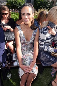 51122991_jordana-brewster-17.jpg