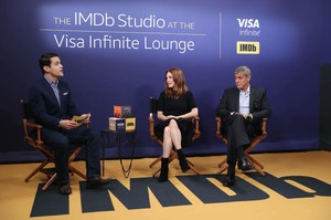 51298435_julianne-moore-015.jpg