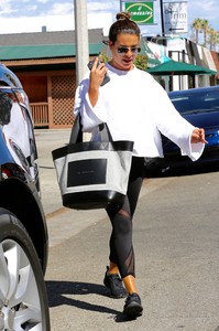 51470422_lea-michele-3.jpg