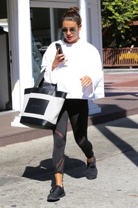 51470426_lea-michele-4.jpg