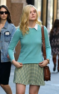 51694023_elle-fanning-18.jpg