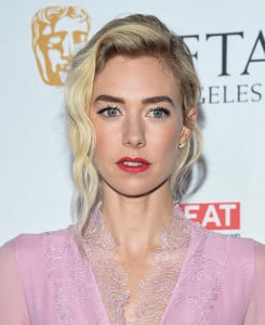 51880932_hqcelebcorner-22.jpg