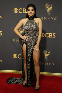 51896920_picturepub_ariel-emmys-007.jpg