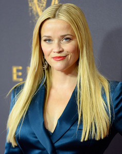 51947354_reese-witherspoon-6.jpg