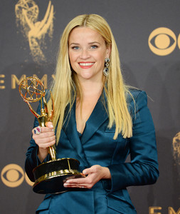 51947388_reese-witherspoon-12.jpg