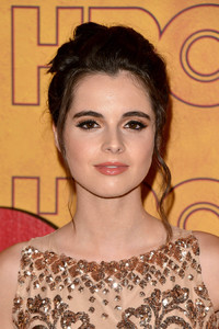 51965624_vanessamarano0918picturepub-1.jpg