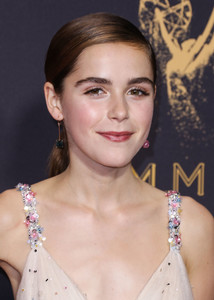 51972111_kiernan-shipka-2_picturepub-069.jpg