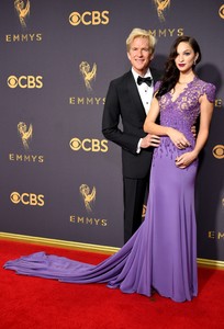 52042486_hqcelebcorner-6.jpg