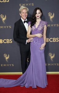 52043052_hqcelebcorner-29.jpg