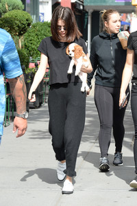 52045714_selena-gomez-4.jpg