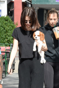 52045761_selena-gomez-7.jpg