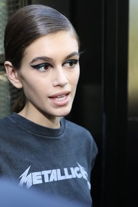 52180615_kaia-gerber-8.jpg