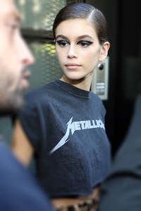 52180640_kaia-gerber-11.jpg