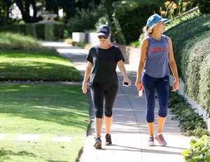 52549350_reese-witherspoon-20.jpg