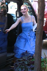 52557932_elle-fanning-adds-5.jpg