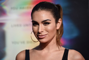 52749190_picturepub-ashley-iaconetti-018.jpg