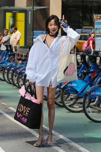 Xiao+Wen+Ju+Fittings+Victoria+Secret+Fashion+1UR7EzxEfeCx.jpg