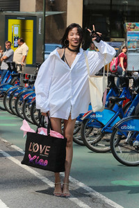 Xiao+Wen+Ju+Fittings+Victoria+Secret+Fashion+XwydrbxE7XNx.jpg