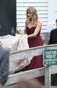       taylors020917BZNImage126.jpg