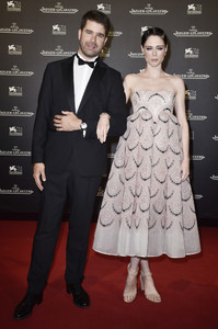 Coco+Rocha+Jaeger+LeCoultre+Hosts+Gala+Dinner+e9Bgo9ThFeJx.jpg