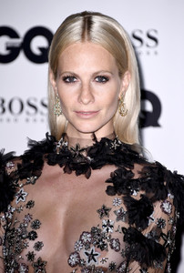 Poppy+Delevingne+GQ+Men+Year+Awards+Red+Carpet+2m1wyvUPEr9x.jpg