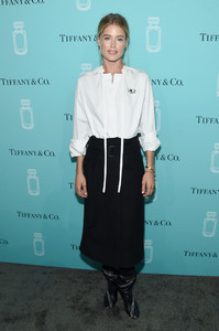 Doutzen+Kroes+Tiffany+Co+Fragrance+Launch+WDpkEi0paGdx.jpg