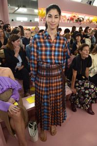 Caroline+Issa+Mansur+Gavriel+Front+Row+September+LBRcUu2cVeVx.jpg