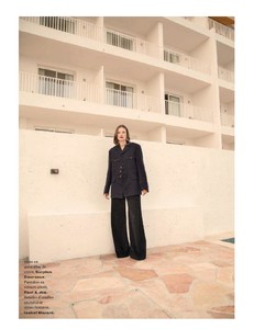 LOfficiel Paris Aot 2017 FreeMags.cc-page-019.jpg