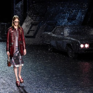 Instagram post by Harper_s Bazaar en Español_BY9hW.jpg