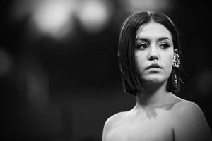 59bc687e9c2d9_AdeleExarchopoulosAlternativeViews74thPgI9z2ysl_Ex.thumb.jpg.995f4b60ca5b265937b9a69a3fc6145a.jpg