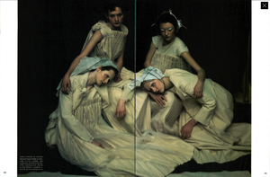 59bea5eacf31f_vogueitaliaapril98phpaoloroversi(6).thumb.png.360c2c90449dfa9d64aa1278da5e01dc.png